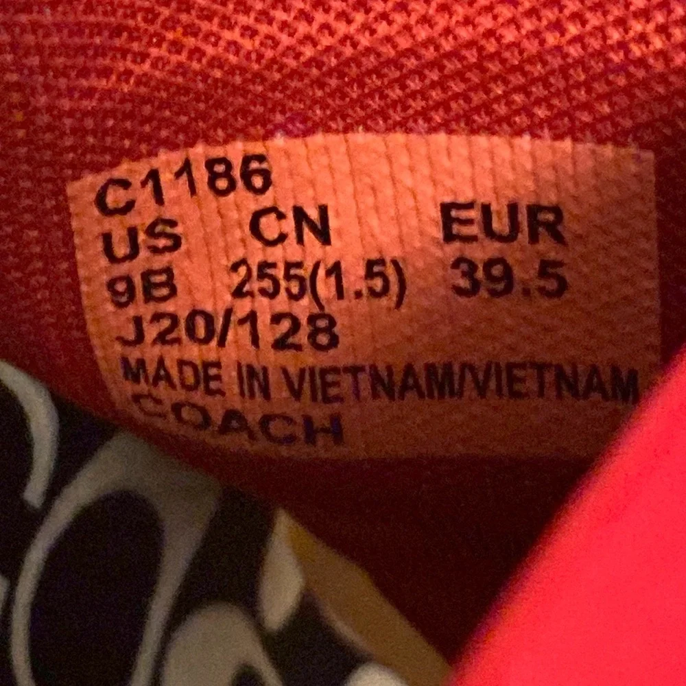 Coach Disney Mickey Mouse x Keith Haring Slide Sandals  C1186  Women’s 9B - Picture 7 of 8